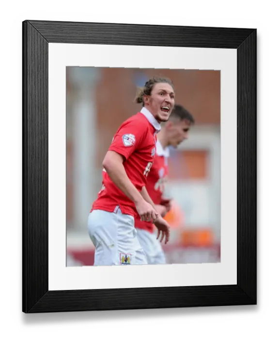 Framed Print : Bristol City vs Gillingham: Luke Ayling in Action at Ashton Gate, 14 / 03 / 2015
