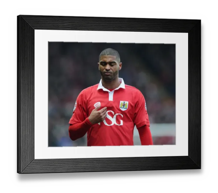 Framed Print : Bristol City vs Gillingham: Mark Little in Action at Ashton Gate, 14 / 03 / 2015 (Sky Bet League One) Framed Print : Bristol City vs Gillingham: Mark Little in Action at Ashton Gate, 14 / 03 / 2015 (Sky Bet League One)