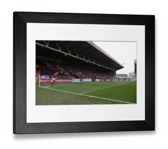 Framed Print : Marlon Pack Takes a Corner at Ashton Gate: Bristol City vs. Gillingham, Sky Bet League One Framed Print : Marlon Pack Takes a Corner at Ashton Gate: Bristol City vs. Gillingham, Sky Bet League One