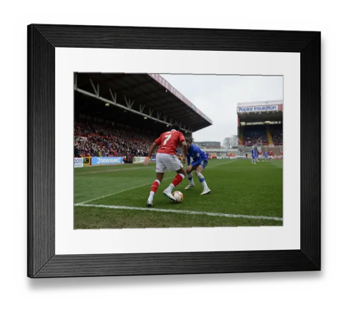 Framed Print : Bristol City vs Gillingham: Korey Smith vs Bradley Dack Battle at Ashton Gate, Sky Bet League One, 2015 Framed Print : Bristol City vs Gillingham: Korey Smith vs Bradley Dack Battle at Ashton Gate, Sky Bet League One, 2015