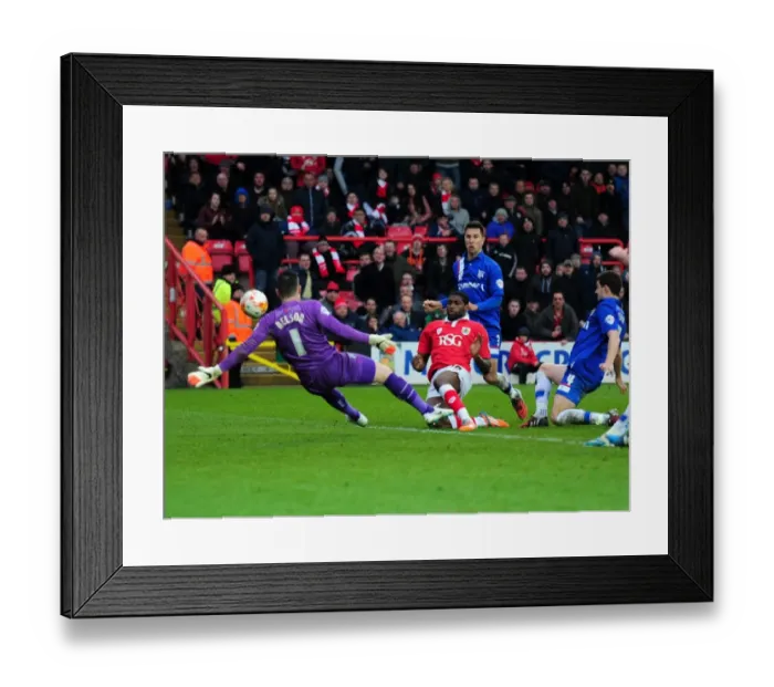 Framed Print : Jay Emmanuel-Thomas Denied by Stuart Nelson: Bristol City vs Gillingham