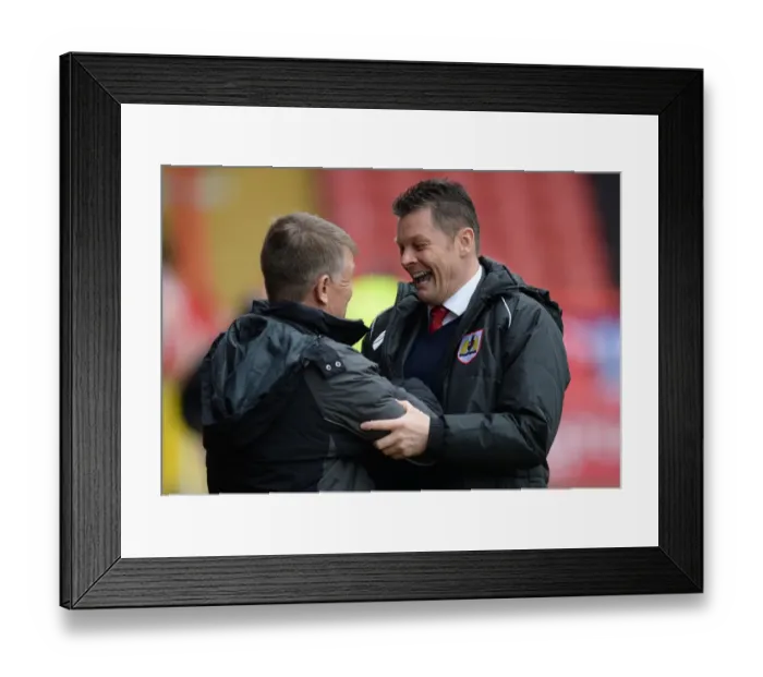 Framed Print : Steve Cotterill Welcomes Andy Hessenthaler: Bristol City vs Gillingham, 2015