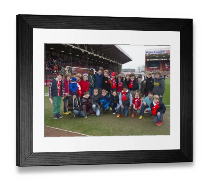 Framed Print : Sky Bet League One Showdown: Bristol City vs Gillingham at Ashton Gate - March 14, 2015