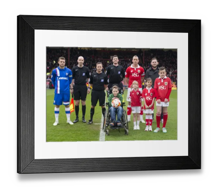 Framed Print : Football Rivalry: Bristol City vs Gillingham Clash in Sky Bet League One at Ashton Gate (March 14, 2015) Framed Print : Football Rivalry: Bristol City vs Gillingham Clash in Sky Bet League One at Ashton Gate (March 14, 2015)