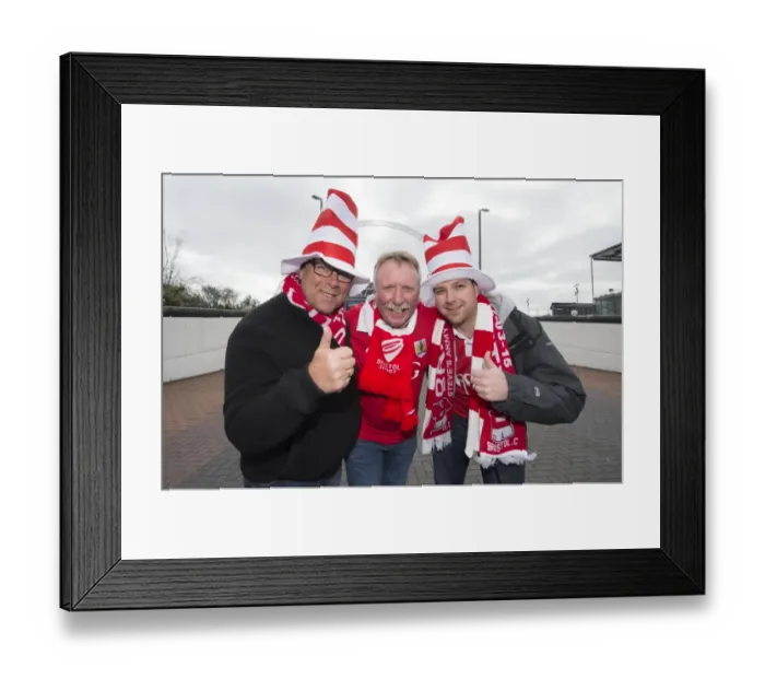 Framed Print : Bristol City Fans Heading to Wembley for Johnstone's Paint Final, 2015 (Bristol City v Walsall) Framed Print : Bristol City Fans Heading to Wembley for Johnstone's Paint Final, 2015 (Bristol City v Walsall)