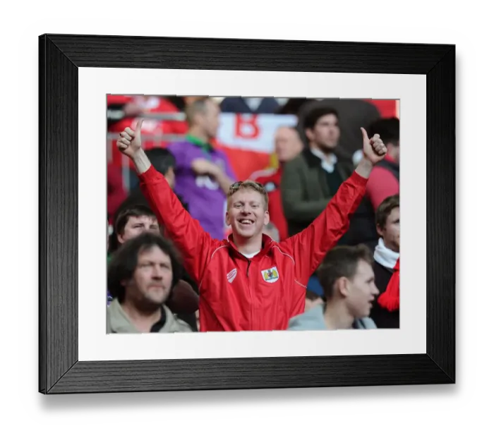 Framed Print : Bristol City FC Fans Celebrate Win at Wembley Stadium, 2015 Framed Print : Bristol City FC Fans Celebrate Win at Wembley Stadium, 2015