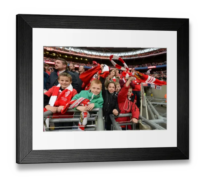 Framed Print : Triumphant Bristol City Fans Celebrate at Wembley after Winning Johnstone's Paint Trophy (Bristol City v Walsall) Framed Print : Triumphant Bristol City Fans Celebrate at Wembley after Winning Johnstone's Paint Trophy (Bristol City v Walsall)