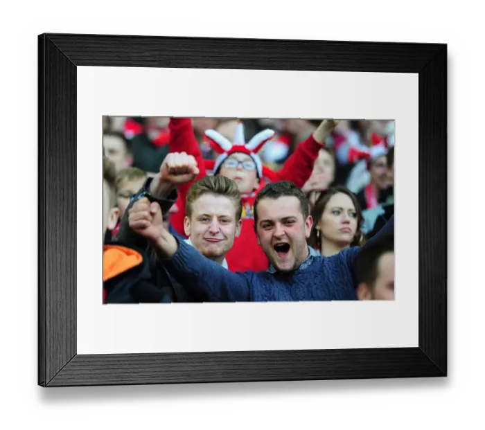 Framed Print : Bristol City's Jubilant Fans Celebrate Victory at Wembley Stadium
