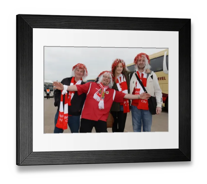 Framed Print : Thousands of Ecstatic Bristol City Fans Heading to Wembley for Johnstone Paint Trophy Final Against Walsall Framed Print : Thousands of Ecstatic Bristol City Fans Heading to Wembley for Johnstone Paint Trophy Final Against Walsall