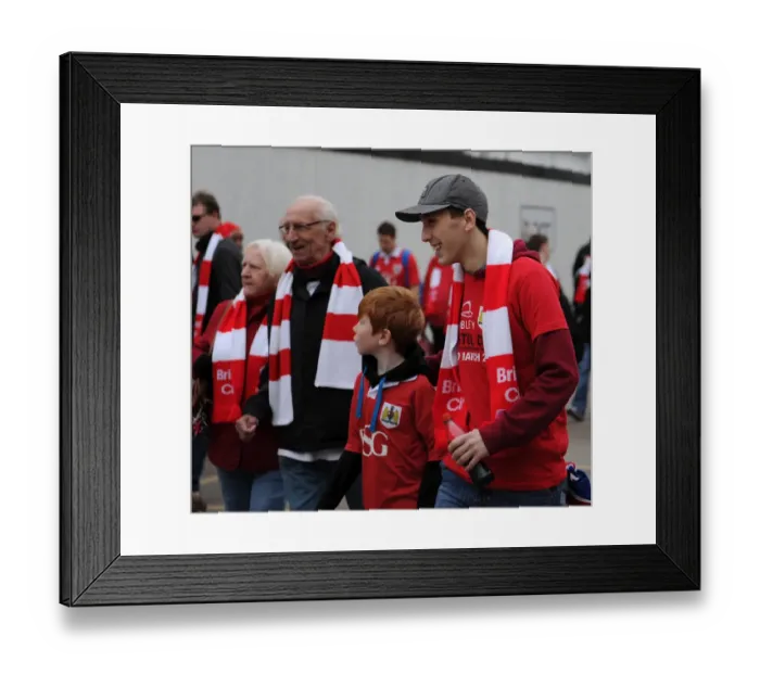 Framed Print : Bristol City Fans Gear Up for Johnstones Paint Trophy Final at Wembley Framed Print : Bristol City Fans Gear Up for Johnstones Paint Trophy Final at Wembley