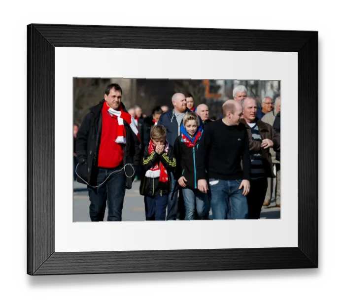 Framed Print : Bristol City FC Fans Celebrate Winning Johnstones Paint Trophy at Wembley Stadium (vs Walsall) Framed Print : Bristol City FC Fans Celebrate Winning Johnstones Paint Trophy at Wembley Stadium (vs Walsall)