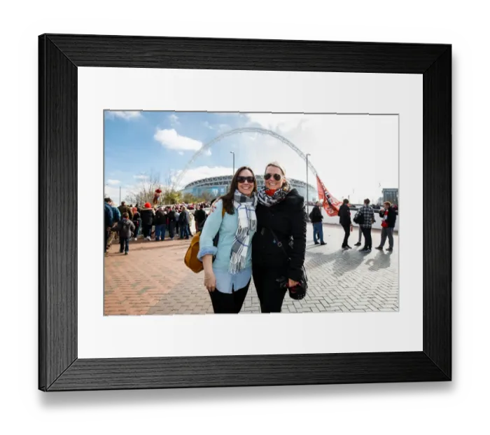 Framed Print : Thousands of Passionate Bristol City Fans Converge on Wembley Stadium for the Johnstones Paint Trophy Final Framed Print : Thousands of Passionate Bristol City Fans Converge on Wembley Stadium for the Johnstones Paint Trophy Final