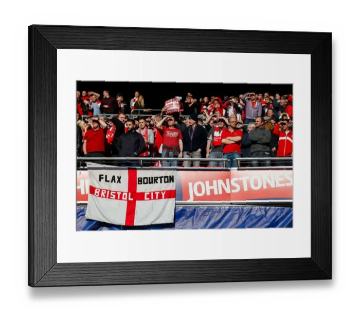Framed Print : Bristol City Fans Triumphant Cheers at Wembley Stadium during the Johnstones Paint Trophy Final against Walsall (2015) Framed Print : Bristol City Fans Triumphant Cheers at Wembley Stadium during the Johnstones Paint Trophy Final against Walsall (2015)