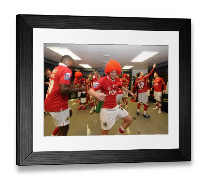 Framed Print : Bristol City's Luke Ayling Celebrates Johnstone's Paint Trophy Victory with Triumphant Dance Framed Print : Bristol City's Luke Ayling Celebrates Johnstone's Paint Trophy Victory with Triumphant Dance
