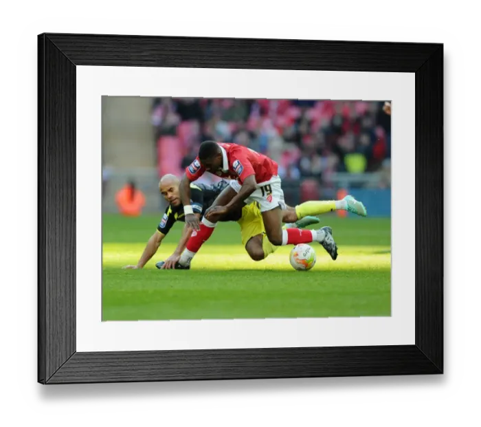 Framed Print : Bristol City vs Walsall: Kieran Agard vs Adam Chambers Battle at Wembley Stadium, Johnstone's Paint Trophy Final Framed Print : Bristol City vs Walsall: Kieran Agard vs Adam Chambers Battle at Wembley Stadium, Johnstone's Paint Trophy Final