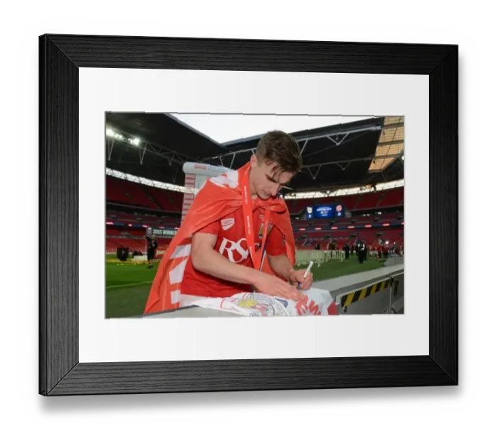 Framed Print : Bristol City's Joe Bryan Celebrates Johnstone's Paint Trophy Victory with Autograph Signing at Wembley Stadium Framed Print : Bristol City's Joe Bryan Celebrates Johnstone's Paint Trophy Victory with Autograph Signing at Wembley Stadium