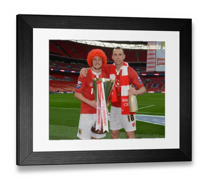 Framed Print : Bristol City Football Club: Celebrating Johnstone Paint Trophy Victory over Walsall (2015) - Aaron Wilbraham and Luke Ayling with the Trophy