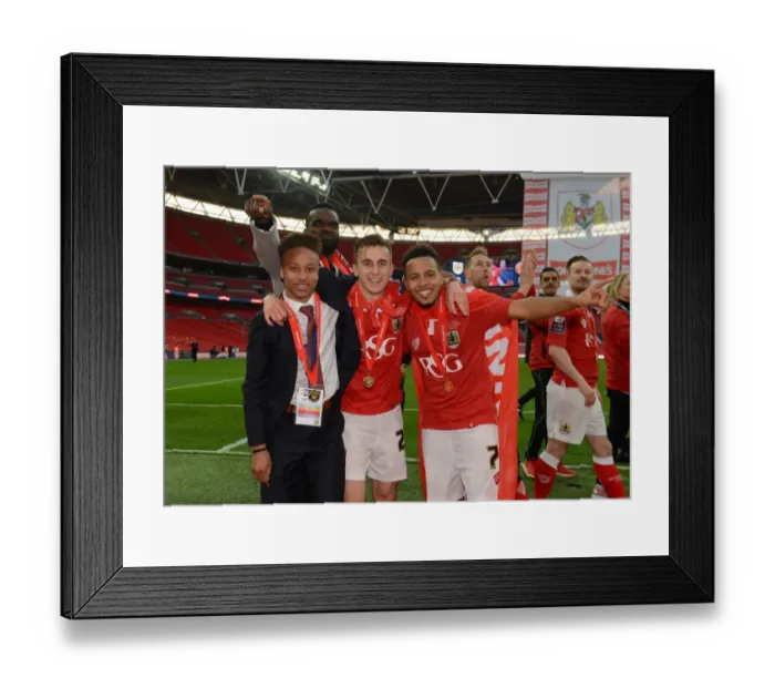 Framed Print : Bristol City Footballers Bobby Reid, Joe Bryan, and Korey Smith Celebrate Johnstone Paint Trophy Victory over Walsall at Wembley Stadium