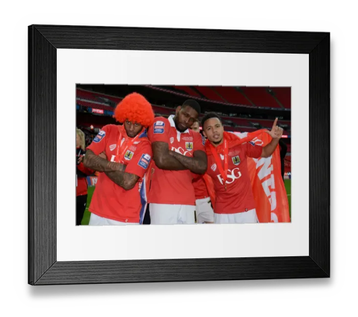 Framed Print : Bristol City FC: Celebrating Johnstone Paint Trophy Victory over Walsall Framed Print : Bristol City FC: Celebrating Johnstone Paint Trophy Victory over Walsall