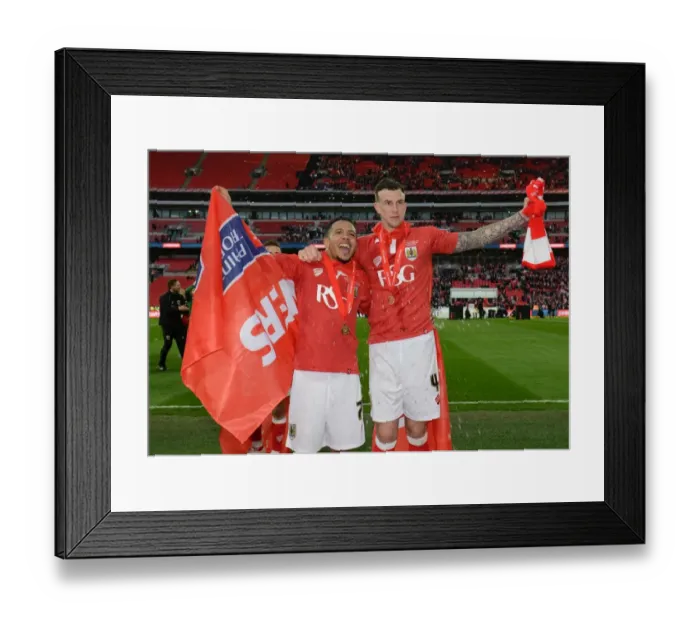 Framed Print : Bristol City FC: Korey Smith and Aden Flint Celebrate Johnstone Paint Trophy Victory at Wembley Stadium