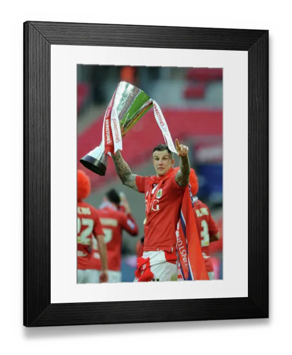 Framed Print : Bristol City Lift the Johnstone Paint Trophy: Aden Flint's Triumphant Moment Framed Print : Bristol City Lift the Johnstone Paint Trophy: Aden Flint's Triumphant Moment
