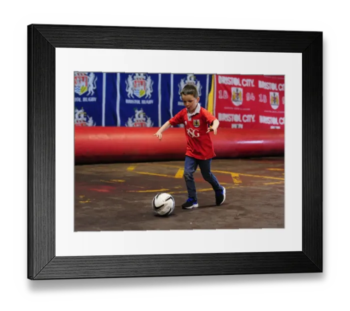 Framed Print : Thrilling British Basketball League Showdown: Flyers vs. Lions at SGS Wise Campus (28 / 03 / 2015) Framed Print : Thrilling British Basketball League Showdown: Flyers vs. Lions at SGS Wise Campus (28 / 03 / 2015)