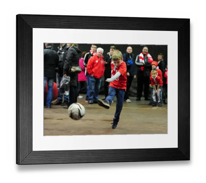 Framed Print : Bristol Rivalry: Flyers vs. Lions Basketball Showdown at SGS Wise Campus, March 2015 - British Basketball League Framed Print : Bristol Rivalry: Flyers vs. Lions Basketball Showdown at SGS Wise Campus, March 2015 - British Basketball League