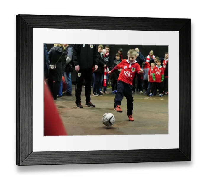 Framed Print : Bristol Flyers vs. London Lions Basketball Clash at SGS Wise Campus - British Basketball League Framed Print : Bristol Flyers vs. London Lions Basketball Clash at SGS Wise Campus - British Basketball League