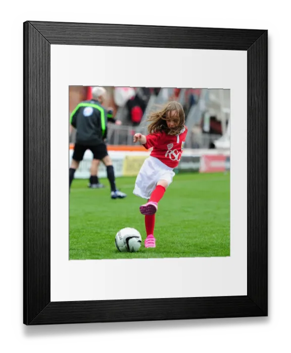 Framed Print : Thrilling Basketball Showdown: Flyers vs. Lions at SGS Wise Campus (28 / 03 / 2015) Framed Print : Thrilling Basketball Showdown: Flyers vs. Lions at SGS Wise Campus (28 / 03 / 2015)