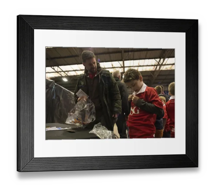 Framed Print : Sky Bet League One: Bristol City vs Barnsley Clash at Ashton Gate - March 28, 2015 (Bristol City 7-0 Barnsley) Framed Print : Sky Bet League One: Bristol City vs Barnsley Clash at Ashton Gate - March 28, 2015 (Bristol City 7-0 Barnsley)