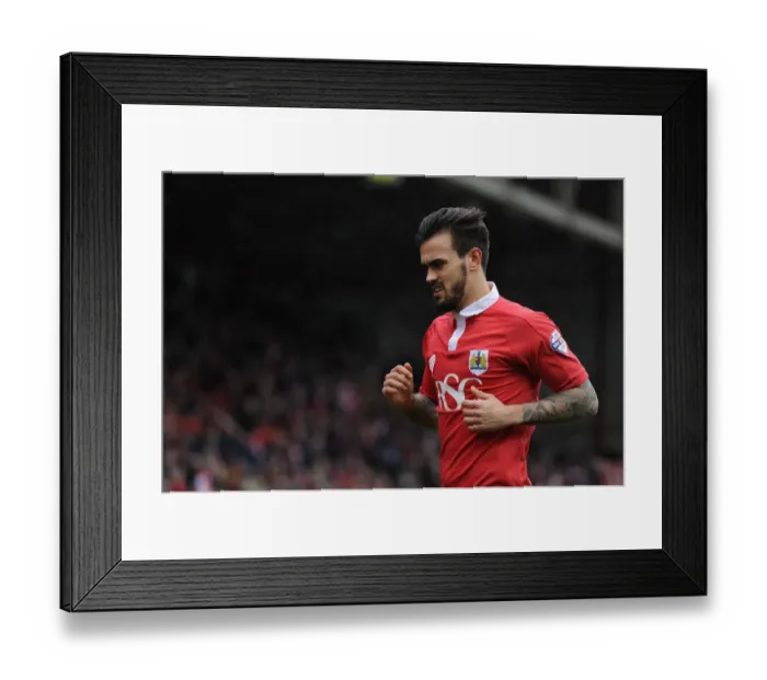 Framed Print : Marlon Pack in Action: Bristol City vs Barnsley, Sky Bet League One, 2015 Framed Print : Marlon Pack in Action: Bristol City vs Barnsley, Sky Bet League One, 2015