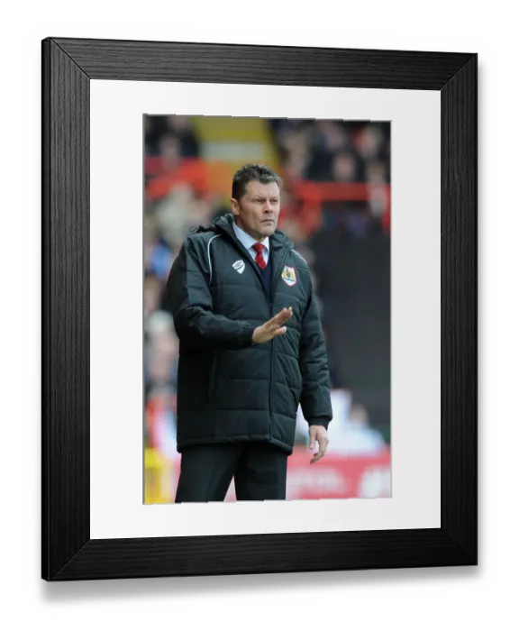 Framed Print : Steve Cotterill Leads Bristol City in Sky Bet League One Clash Against Barnsley, March 2015