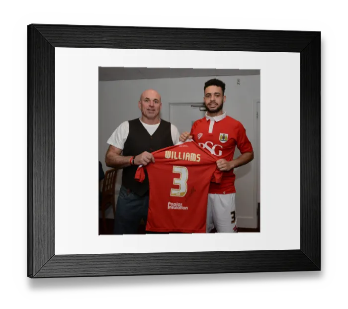 Framed Print : Bristol City's Derrick Williams in Action Against Barnsley, March 2015 Framed Print : Bristol City's Derrick Williams in Action Against Barnsley, March 2015