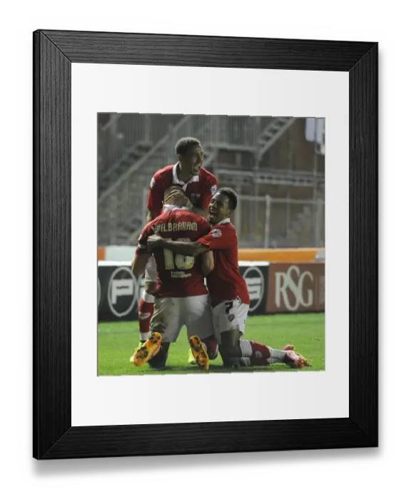 Framed Print : Bristol City Celebrates: Wilbraham, Tavernier, and Smith's Goal Blitz (07-04-2015)