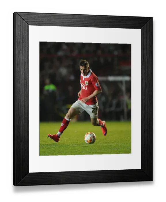 Framed Print : Bristol City vs Swindon Town: Joe Bryan in Action at Ashton Gate, April 2015 Framed Print : Bristol City vs Swindon Town: Joe Bryan in Action at Ashton Gate, April 2015