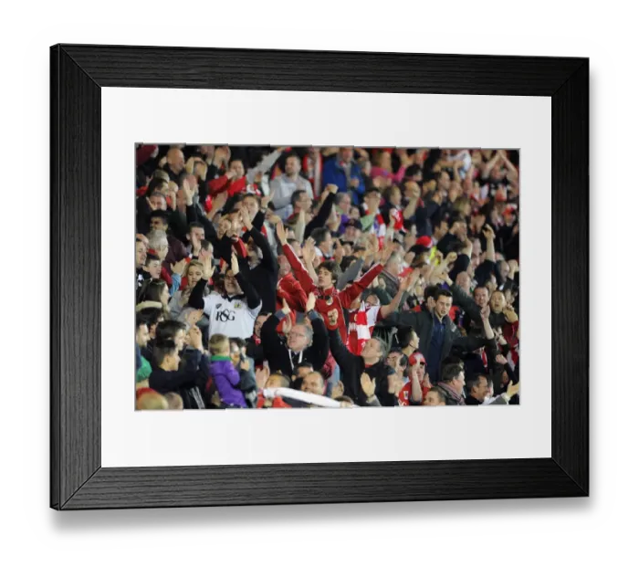Framed Print : Bristol City vs Swindon Town: A Sea of Passionate Fans at Ashton Gate, Sky Bet League One (07.04.2015)
