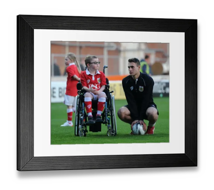 Framed Print : Bristol City vs Swindon Town: Sky Bet League One Clash at Ashton Gate Stadium - 8 April 2015 Framed Print : Bristol City vs Swindon Town: Sky Bet League One Clash at Ashton Gate Stadium - 8 April 2015