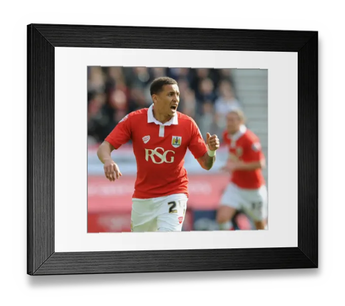 Framed Print : James Tavernier in Action: Preston North End vs. Bristol City, Sky Bet League One, 2015 Framed Print : James Tavernier in Action: Preston North End vs. Bristol City, Sky Bet League One, 2015