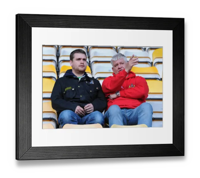 Framed Print : Bradford City vs. Bristol City: A Sea of Supporters (Promotion Battle) Framed Print : Bradford City vs. Bristol City: A Sea of Supporters (Promotion Battle)