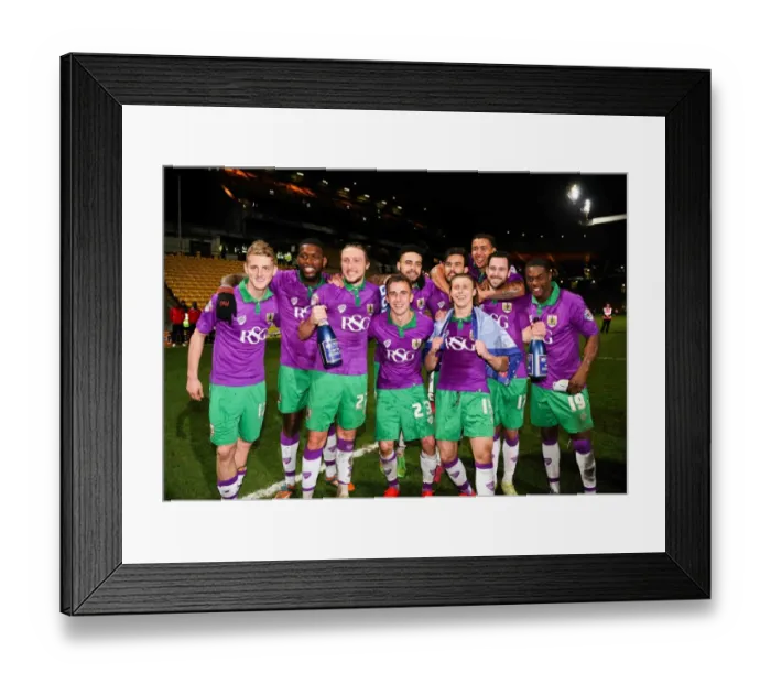 Framed Print : Bristol City's Promotion Celebration: Triumph at Valley Parade after Winning Sky Bet League One vs. Bradford City
