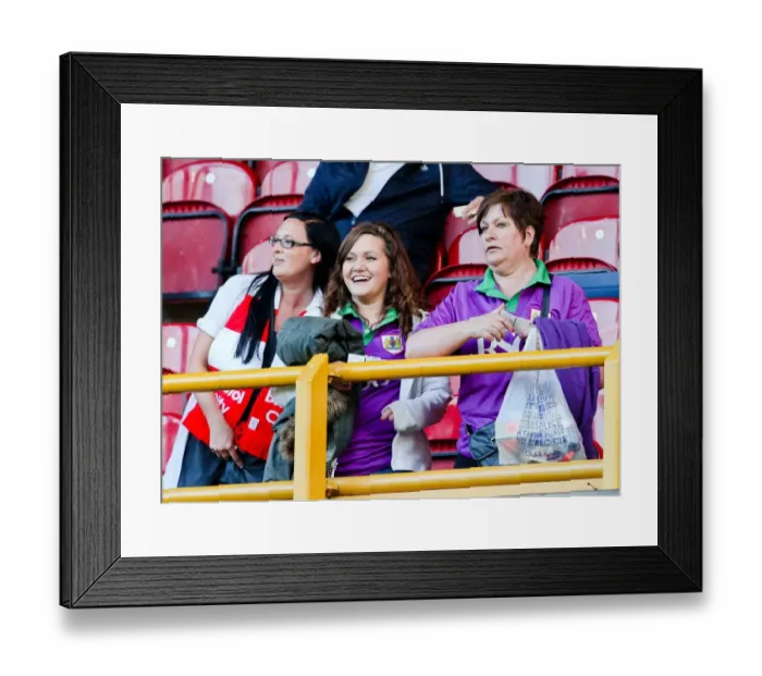 Framed Print : Bristol City at the Brink: Tension Before Bradford City vs. Bristol City (Sky Bet League One, 14-04-2015)