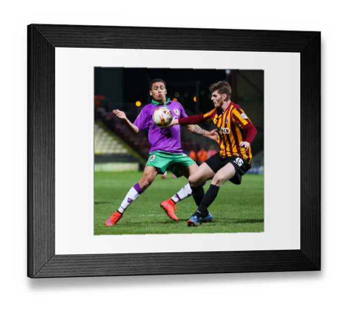 Framed Print : Game-Changing Attack: James Tavernier's Momentum-Shifting Assault in the Promotion Race (Bradford City vs. Bristol City) Framed Print : Game-Changing Attack: James Tavernier's Momentum-Shifting Assault in the Promotion Race (Bradford City vs. Bristol City)