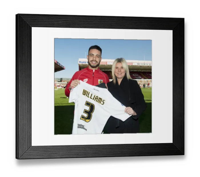 Framed Print : Bristol City vs Coventry City: Derrick Williams in Action at Ashton Gate, 2015 Framed Print : Bristol City vs Coventry City: Derrick Williams in Action at Ashton Gate, 2015