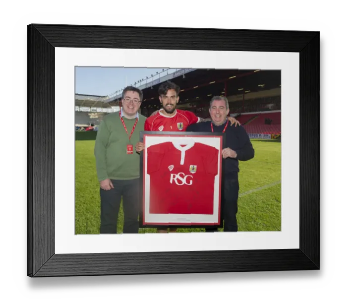 Framed Print : Bristol City vs Coventry City: Ashton Gate - Man of the Match