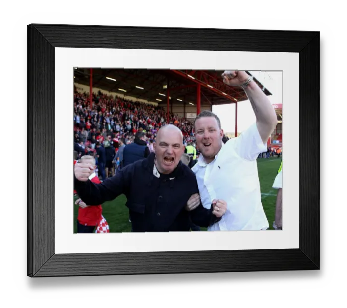 Framed Print : Bristol City Fans in Full Swing at Ashton Gate during Bristol City vs Coventry City, Sky Bet League One Match (180415)