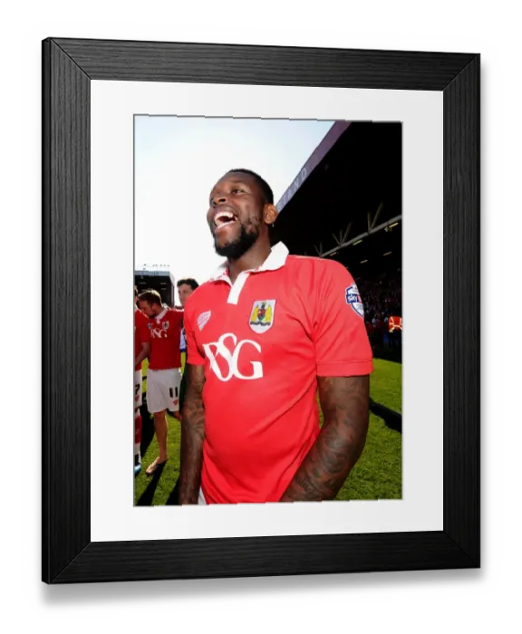 Framed Print : Bristol City's Jay Emmanuel-Thomas: League One Championship Euphoria Framed Print : Bristol City's Jay Emmanuel-Thomas: League One Championship Euphoria