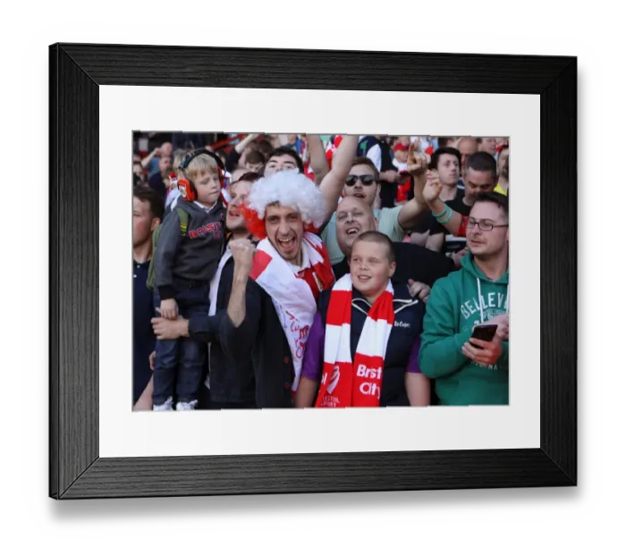 Framed Print : Bristol City Celebrates Victory Over Coventry City, 180415 Framed Print : Bristol City Celebrates Victory Over Coventry City, 180415