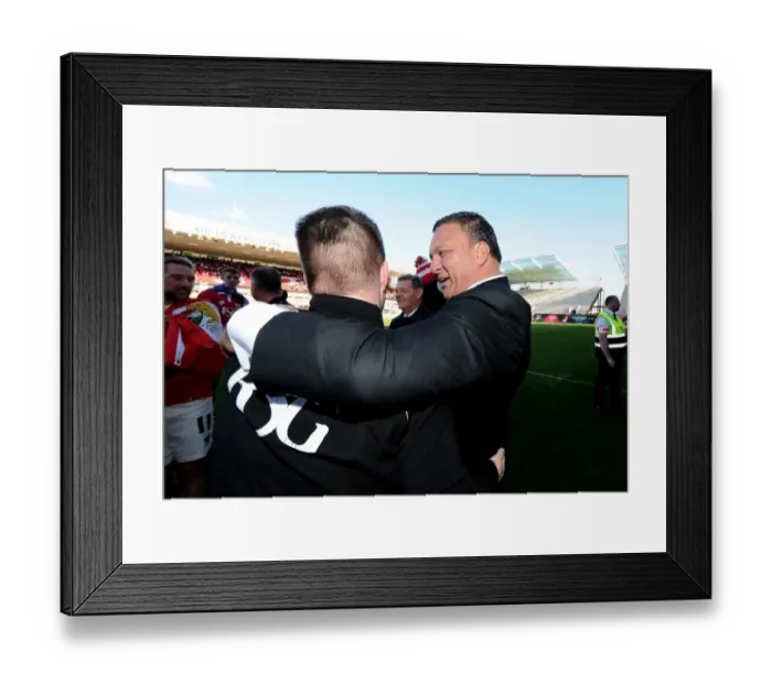Framed Print : Bristol City Celebrates Win Against Coventry City, 18 April 2015 Framed Print : Bristol City Celebrates Win Against Coventry City, 18 April 2015