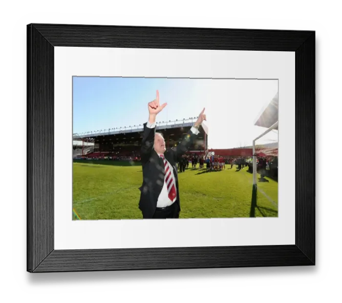 Framed Print : Bristol City: Champions League One - Emotional Triumph for Steve Lansdown at Ashton Gate (18 / 04 / 2015) Framed Print : Bristol City: Champions League One - Emotional Triumph for Steve Lansdown at Ashton Gate (18 / 04 / 2015)