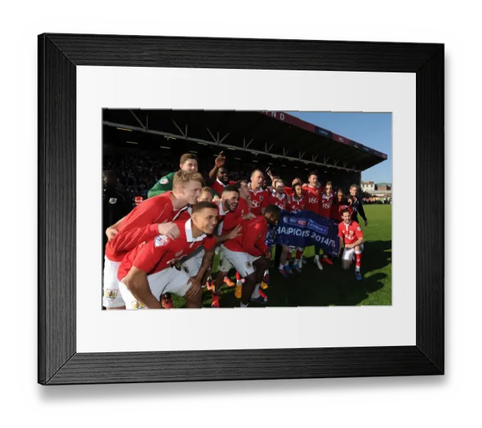 Framed Print : Bristol City win League One after drawing 0-0 with Coventry City - Photo mandatory by-line Framed Print : Bristol City win League One after drawing 0-0 with Coventry City - Photo mandatory by-line